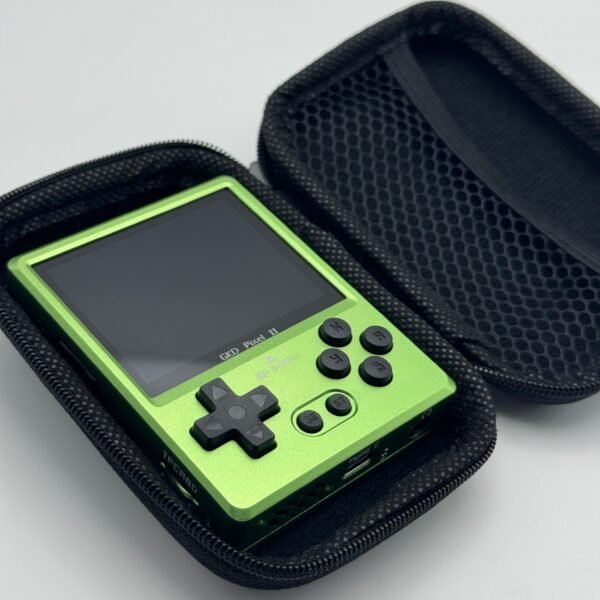 9c9fe549fb73eadcb8983bcdda957cb2.jpg Protective case and 2pcs Screen Protector for GKD Pixel 2 Console